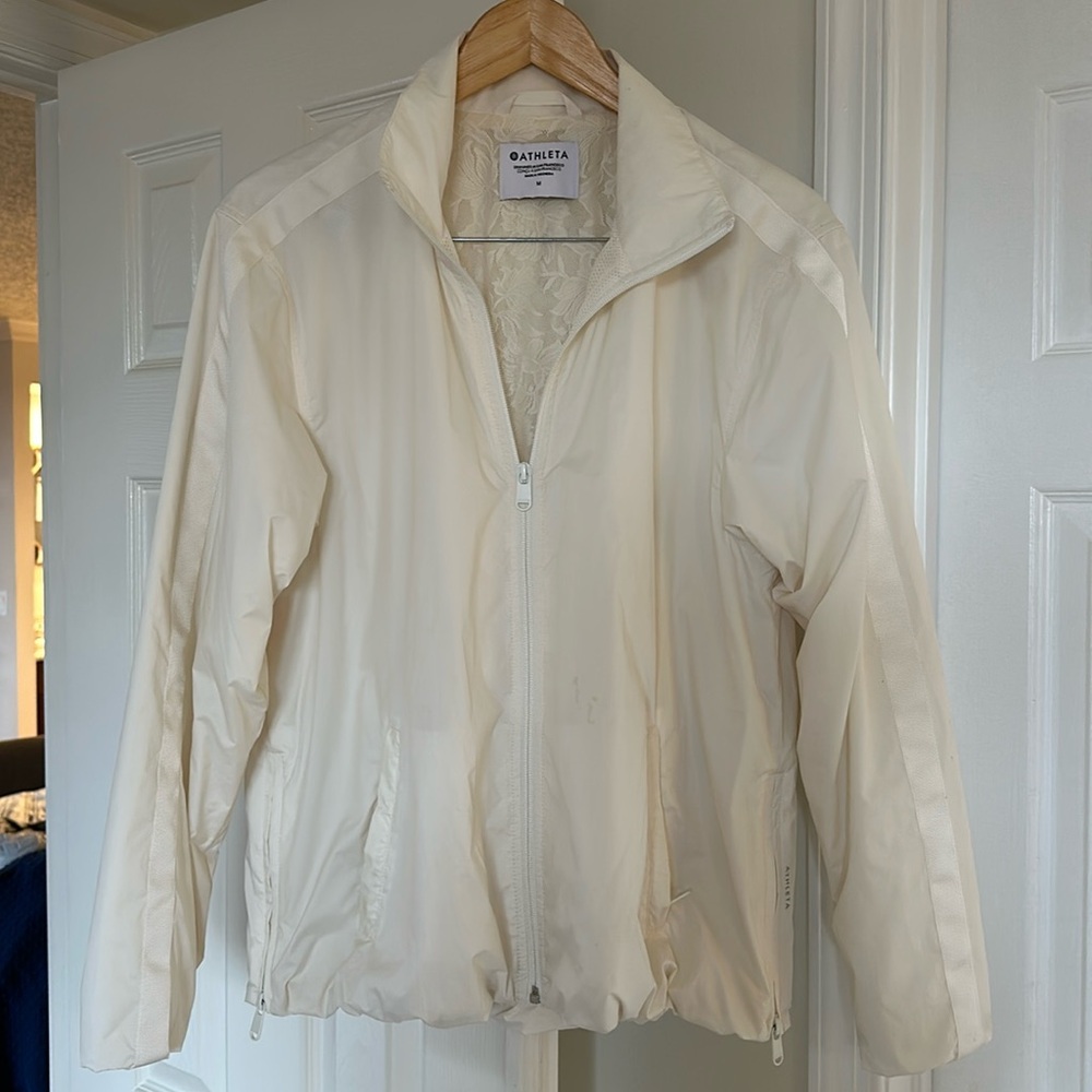 New without tags. Athleta rain jacket, wind breaker. Size Medium